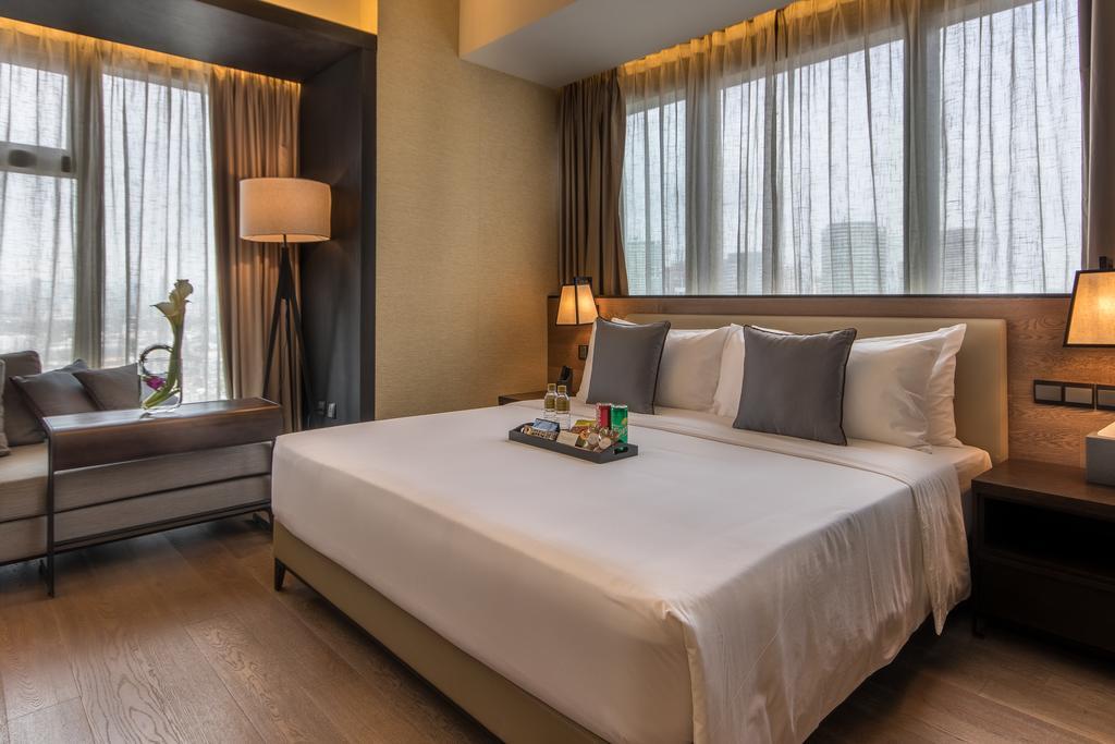 I'm 5* Makati City