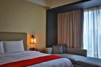 I'm 5* Makati City